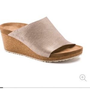 Papillon  Namica Washed Gold Leather Wedge Sandals- Size 8 (39)Birkenstock